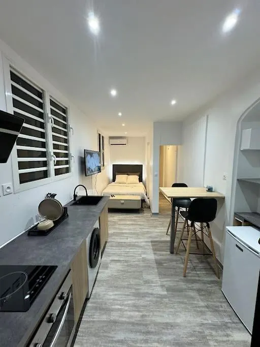 Ilyona Studio Apartment Le Gosier  Guadeloupe