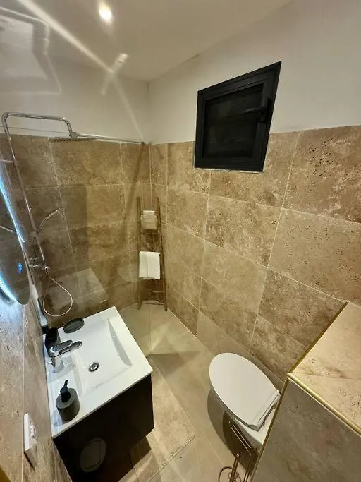 Ilyona Studio Apartment Le Gosier