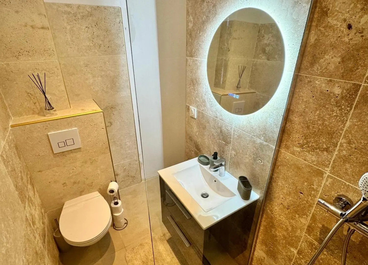 Ilyona Studio Apartment Le Gosier