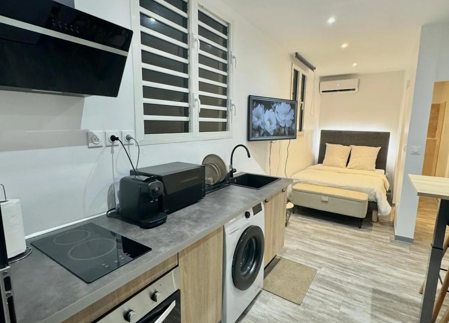 Ilyona Studio Apartment Le Gosier  Guadeloupe